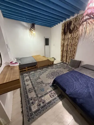 بومگردی شش خوابه استخردار آسو بوم