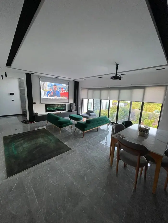 ویلا سه خوابه تریپلکس استخردار آبگرم دیبا