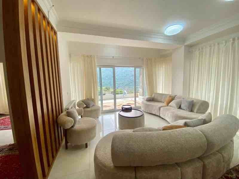 دوخوابه عرش چینو