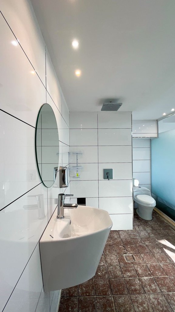 هاستل رگ‌ راگ - واحد سه تخته 1