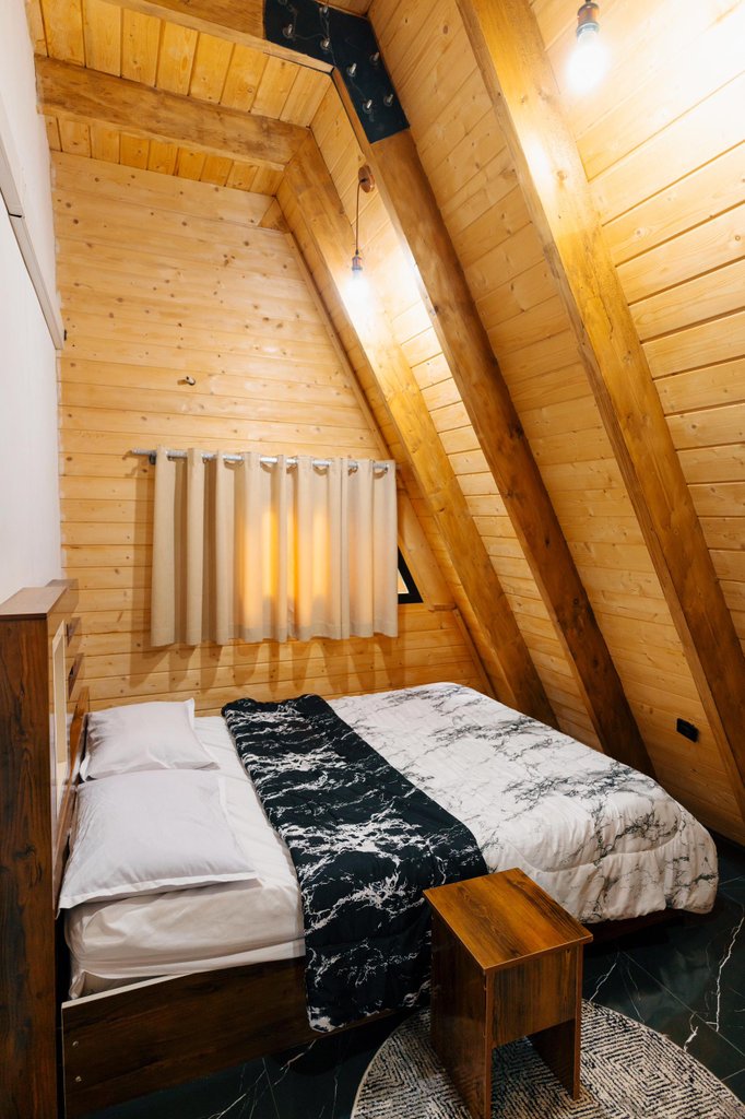 دوخوابه جنگلی استخردار چهارفصل چالو