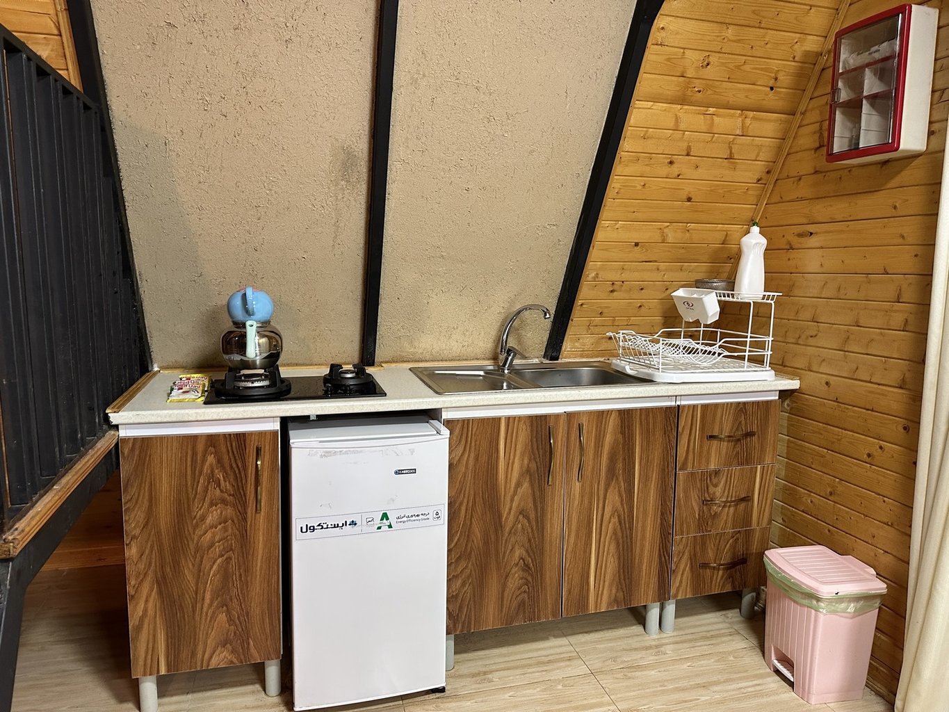 دنسه بام هیرکانی - واحد نارون