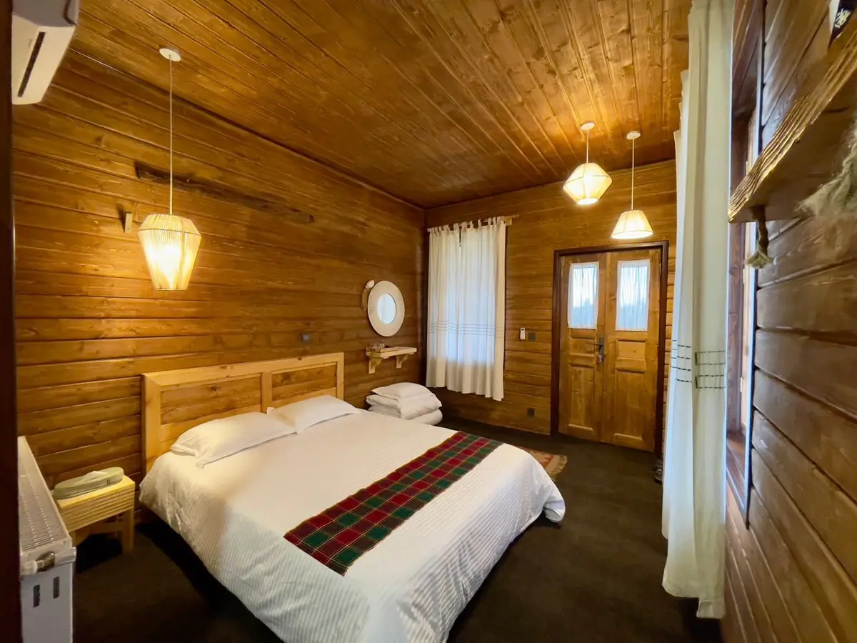 بوم گردی دلژین - واحد برکه