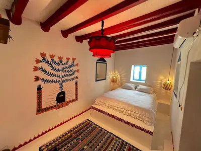 بومگردی هاما - واحد هستی