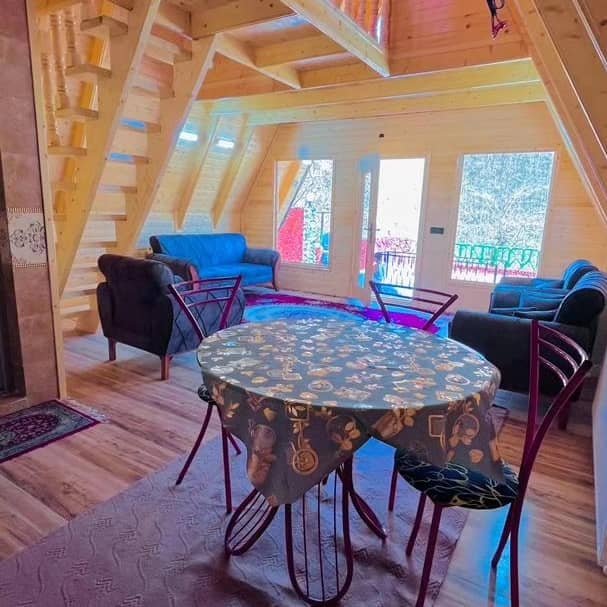 کلبه دوخوابه جکوزی دار تسکا لفار ۱