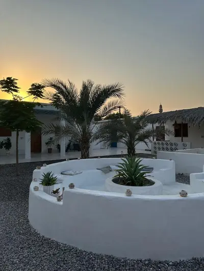 بومگردی شش خوابه استخردار آسو بوم