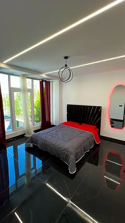 ویلا چهارخوابه استخردار آبگرم عمارت هرمس