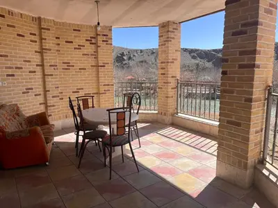 آپارتمان دوخوابه چهل ایوان