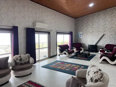 آپارتمان سه خوابه ساحلی ویلوها