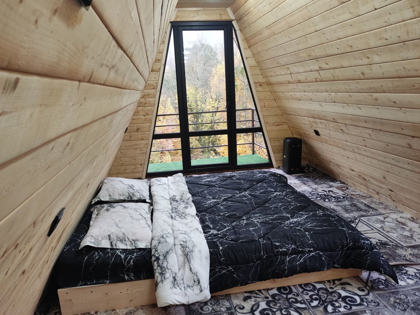 کلبه دوخوابه آوای جنگل دیورش