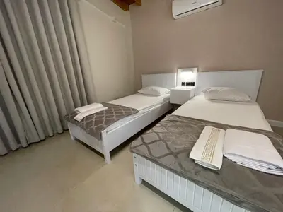 ویلا سه خوابه ساحلی استخردار آبگرم پالم