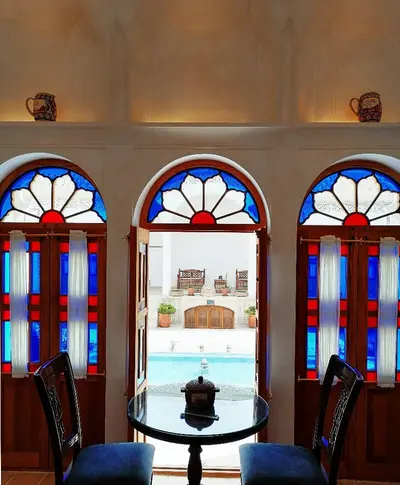 اقامتگاه سنتی سرای صباغیان - واحد گلابتون پنج دری 206