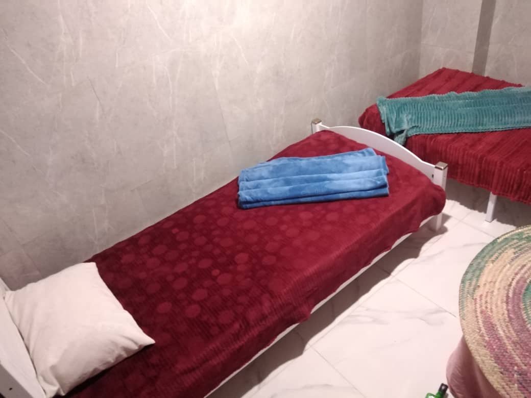 دنج - واحد قصر سرخ