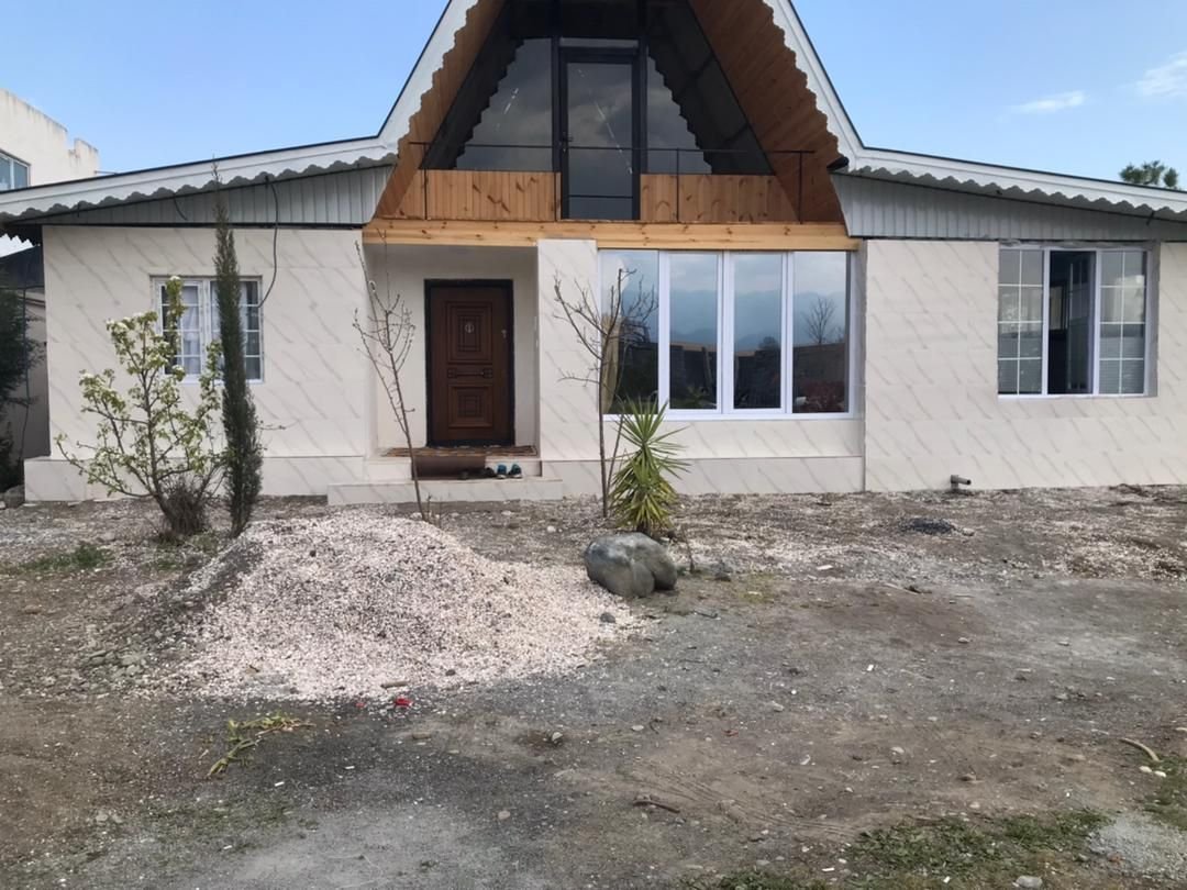 ویلا دوخوابه سوئیسی استخردار مروارید