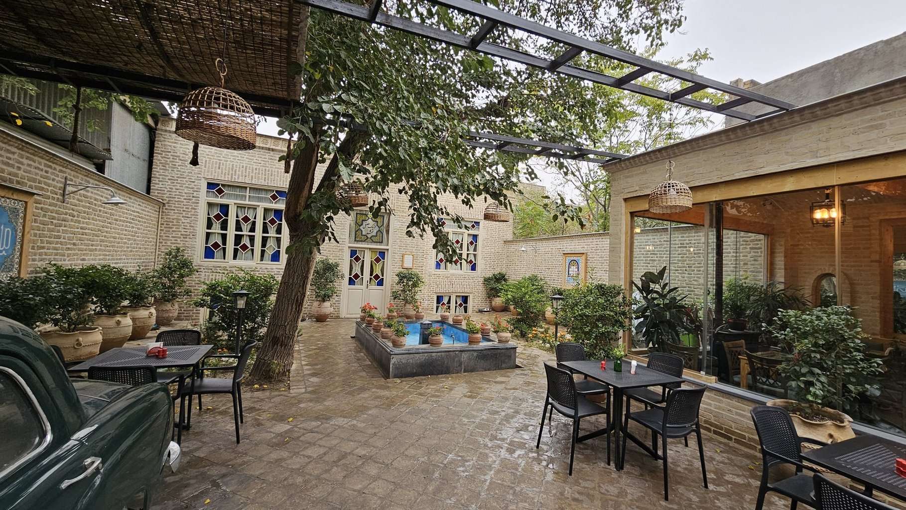 ملک التجار - واحد حوض خانه