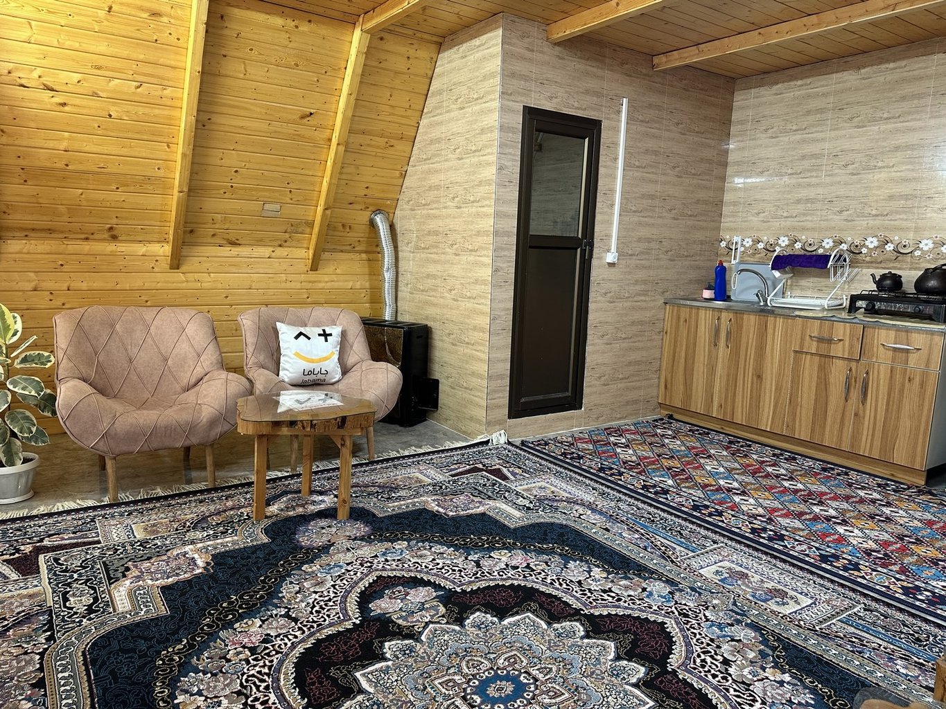 کلبه یک خوابه دورهمی 1
