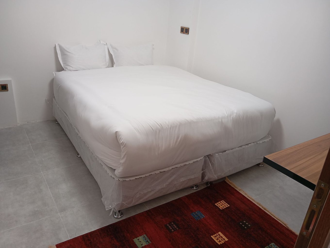 دوخوابه رسام - واحد 203