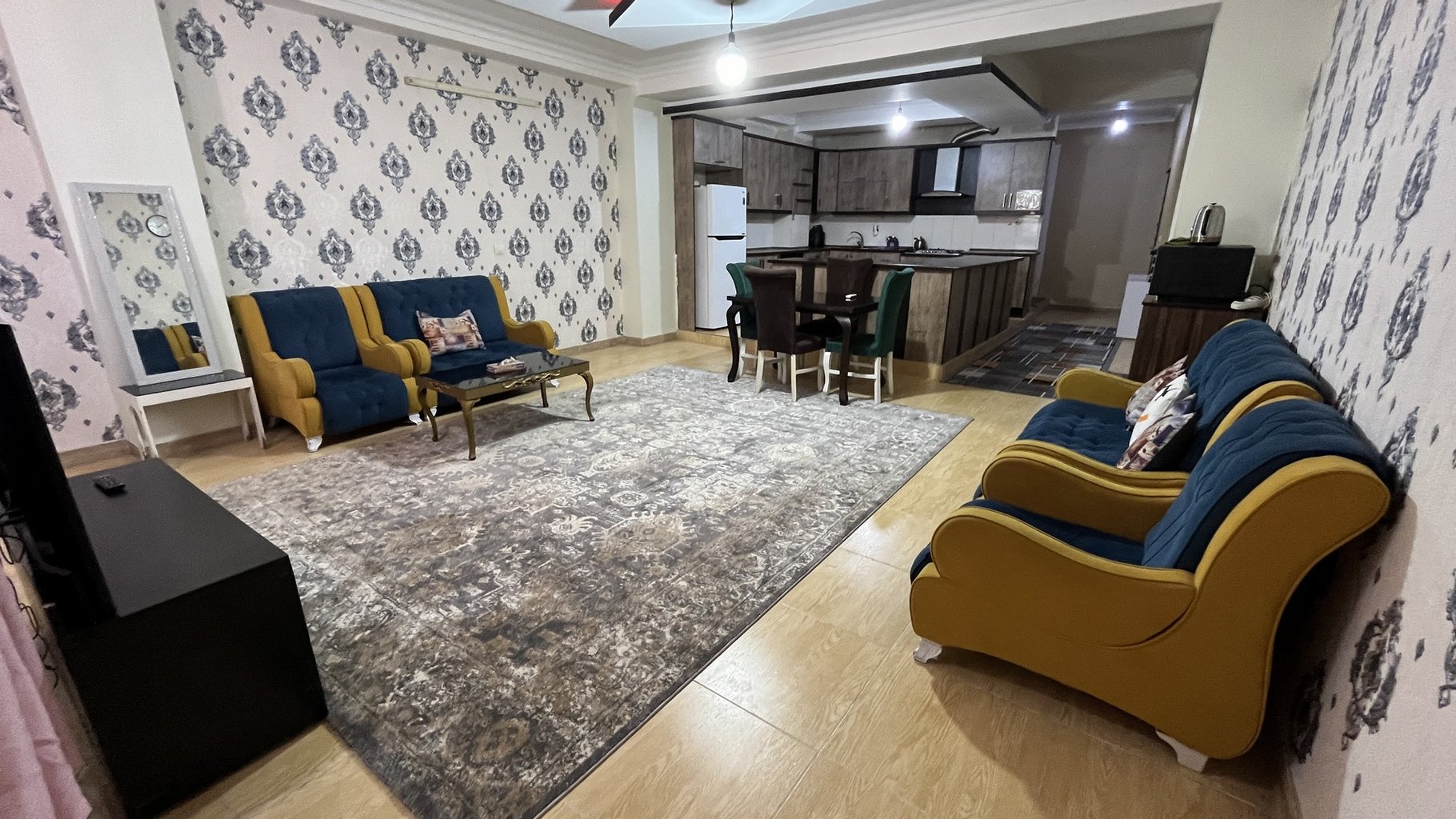 آپارتمان دوخوابه امید 1 - واحد 4