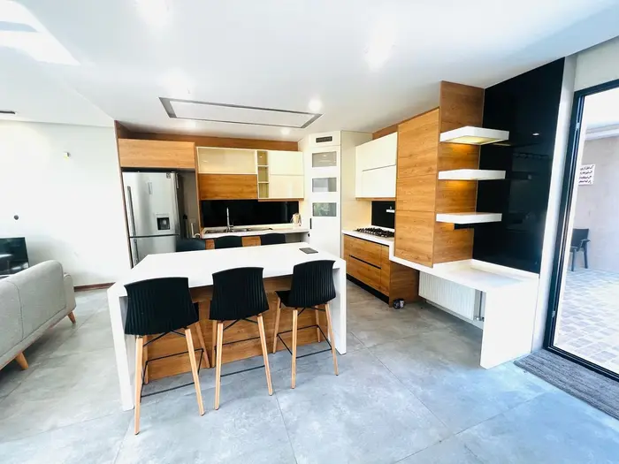 ویلا دوخوابه استخردار آبگرم رویال ۲