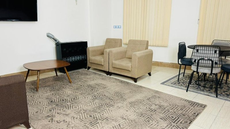 آپارتمان دوخوابه کریمی ارم واحد چهارتخته ۱