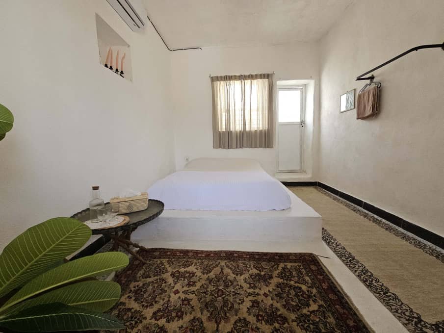 بومگردی سه خوابه ساحلی کوچکو