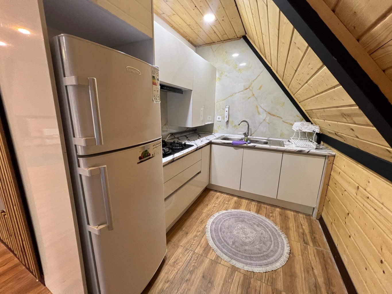 یک خوابه توکا و شوکا