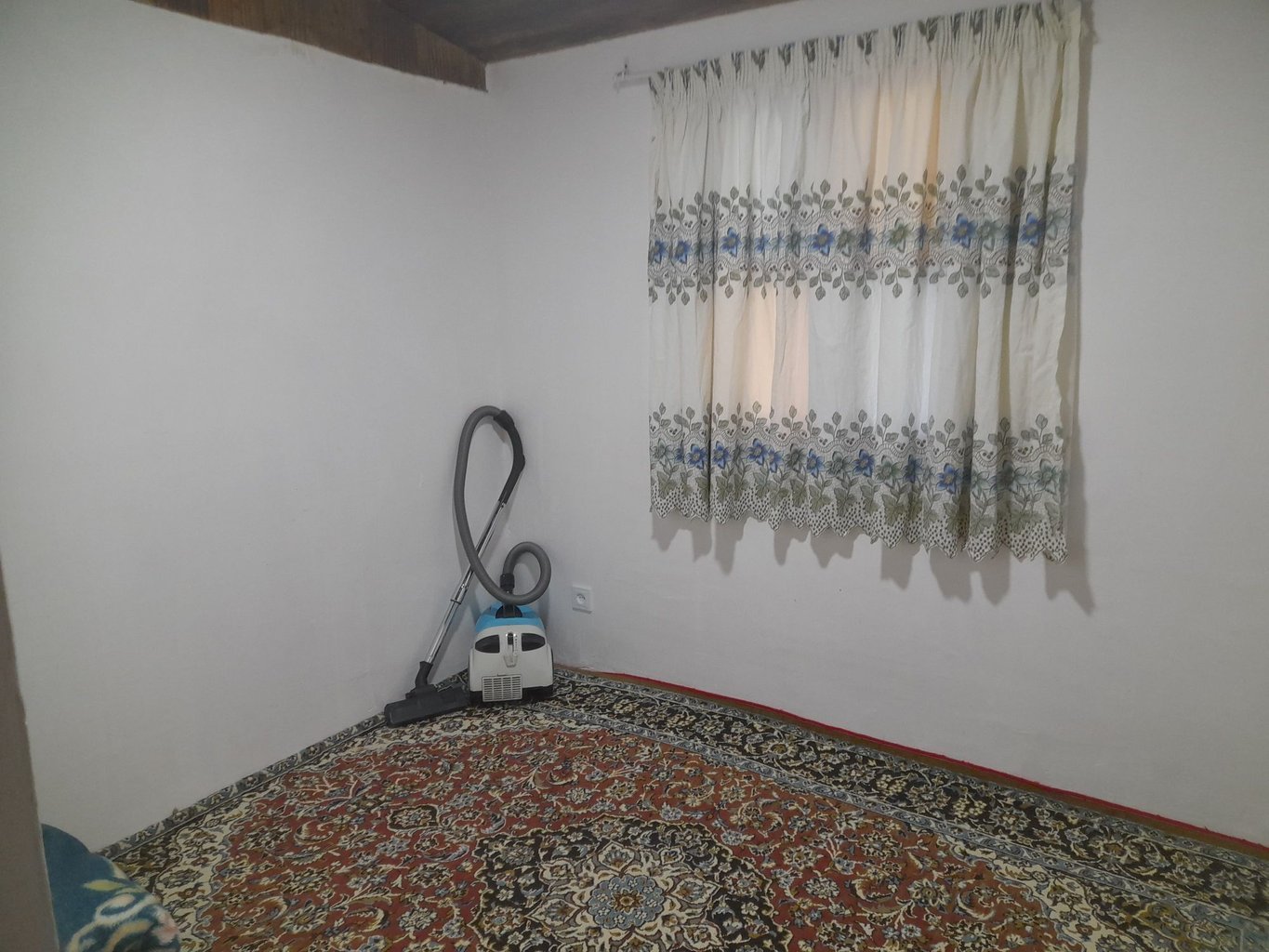 یک خوابه جنگلی بهار سیولیم