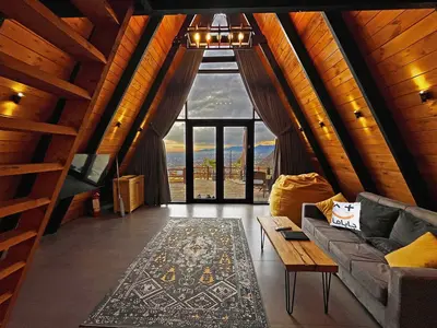 کلبه یک خوابه سوئیسی اوپه واحد جکوزی دار توکا