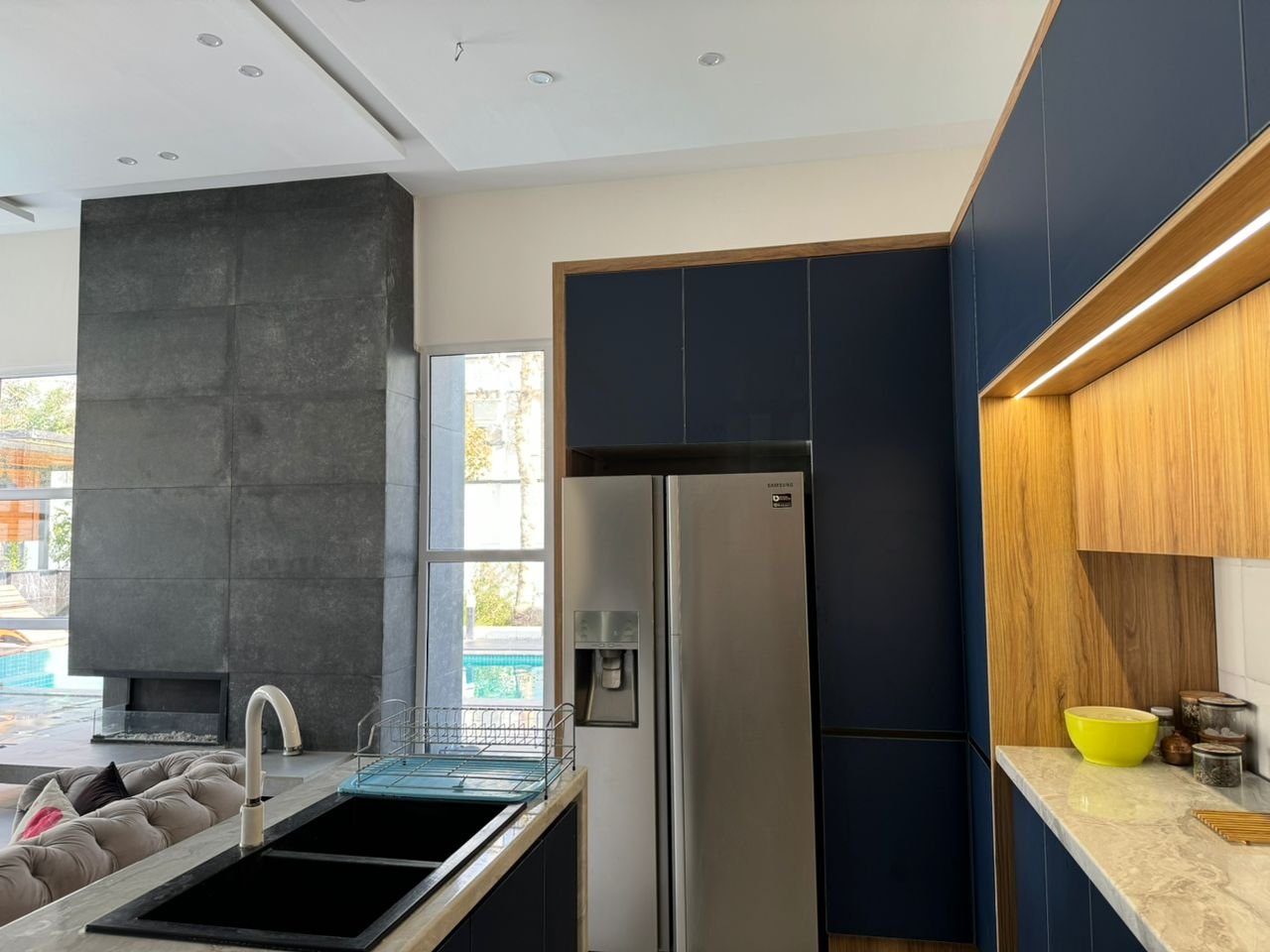 ویلا سه خوابه استخردار آبگرم بنیدا