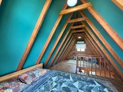 کلبه یک خوابه سوئیسی جکوزی دار شووا - واحد ۲