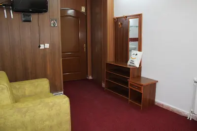 آپارتمان یک خوابه زرین واحد 403