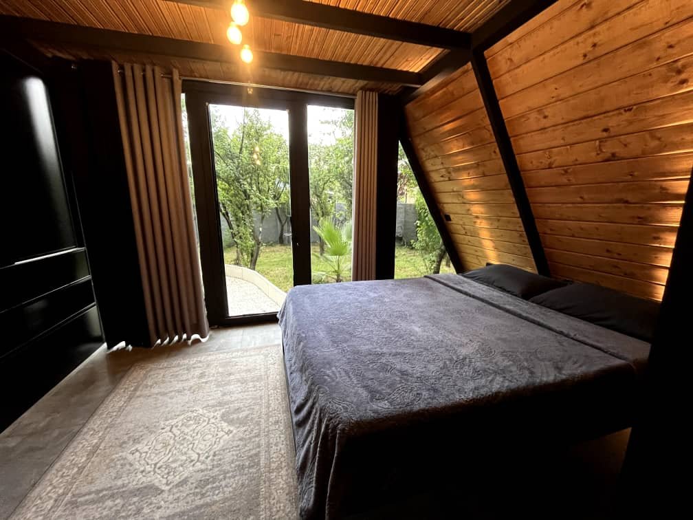 دوخوابه سوئیسی آلوچه