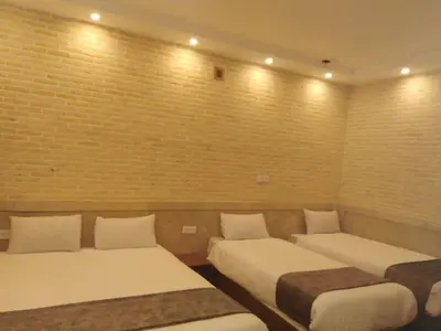 مجتمع اقامتی سه دری - واحد کوروش 302