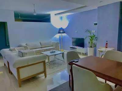 آپارتمان یک خوابه سادات نژاد