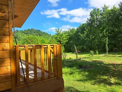 کلبه یک خوابه چوبی تاسکوه