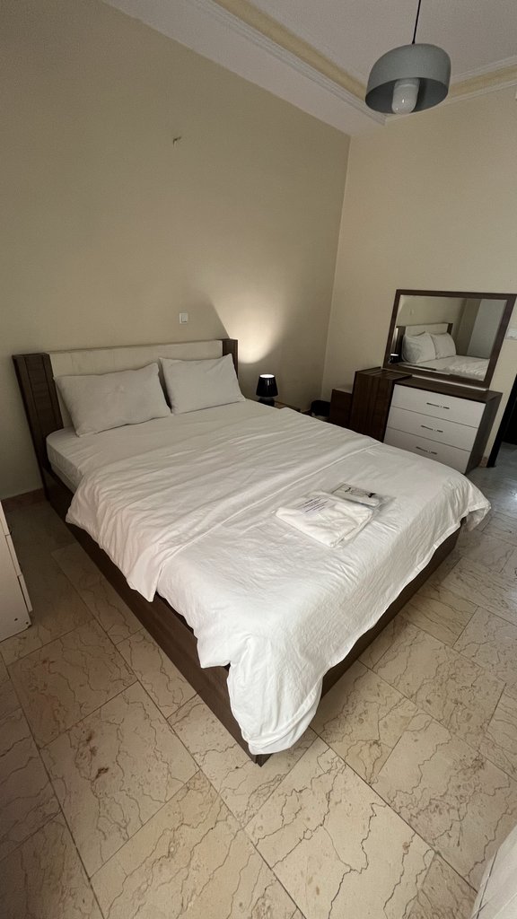 آپارتمان دوخوابه کشاورز واحد 3