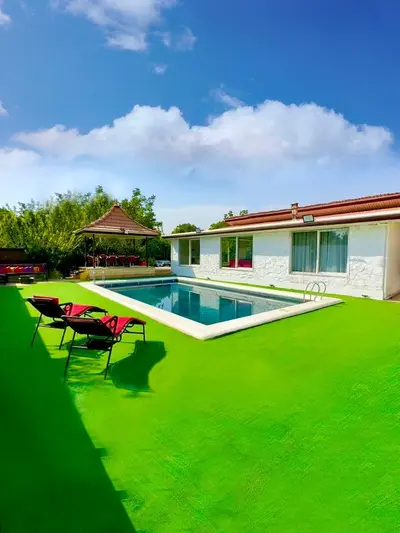 ویلا سه خوابه استخردار آبگرم عمارت ستاره