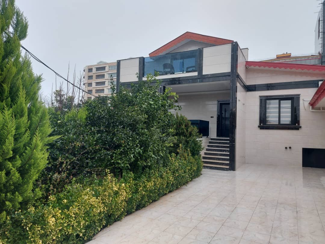 ویلا سه خوابه ساحلی استخردار آبگرم سام