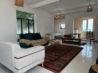 بومگردی دوخوابه استخردار موج و ماه