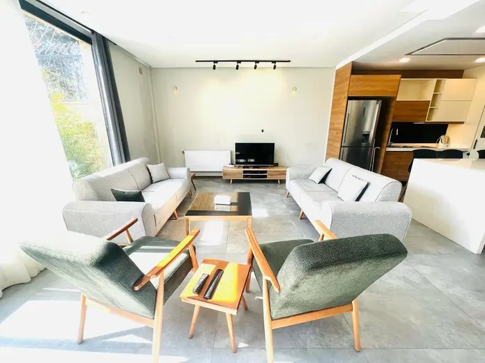 ویلا دوخوابه استخردار آبگرم رویال ۲