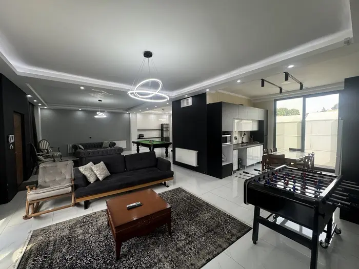 ویلا سه خوابه استخردار آبگرم عمارت قصردشت