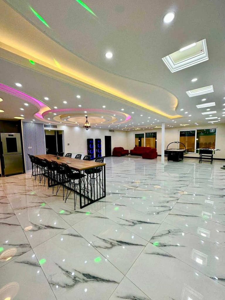 سه خوابه استخردار آبگرم عمارت ستاره