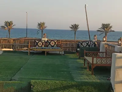 بومگردی چیرا - واحد استخری