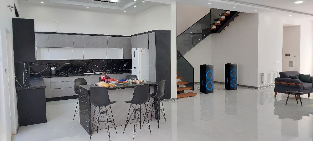 سه خوابه استخردار آبگرم شهرک زعفرانیه 2