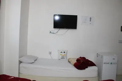 آپارتمان حمید - واحد 402