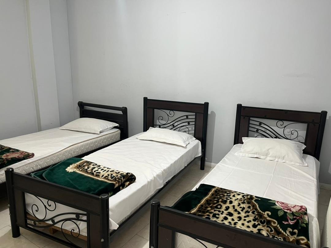 ننه زهرا - واحد یک خوابه چهارتخته