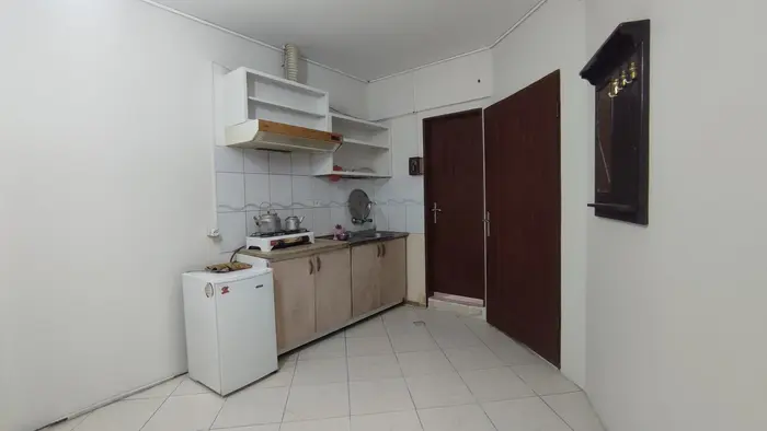 آپارتمان حمید - واحد 102