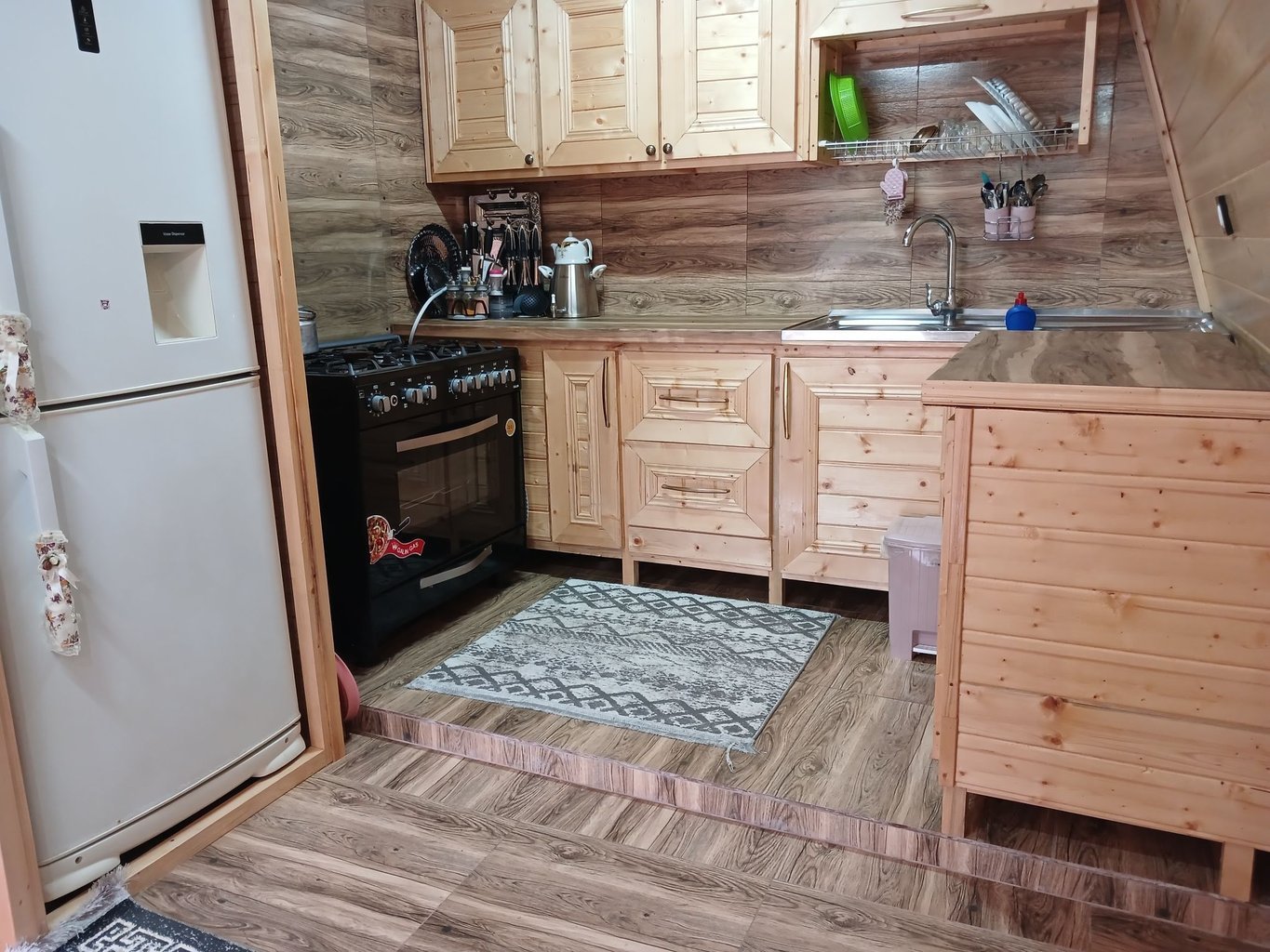 دوخوابه سوئیسی لفور