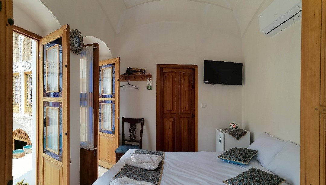 اقامتگاه سنتی سرای صباغیان - واحد شمسه