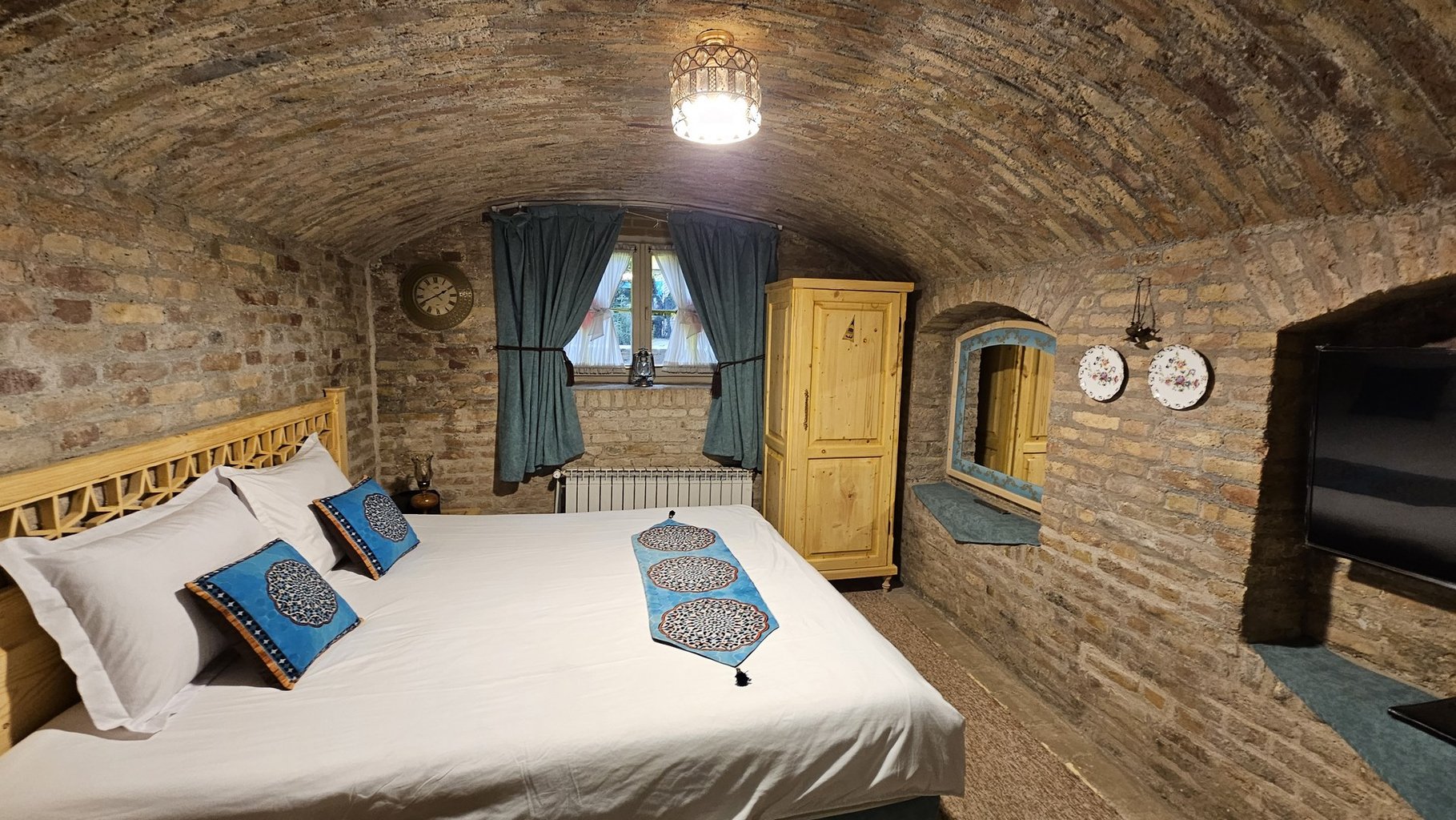 ملک التجار - واحد حوض خانه